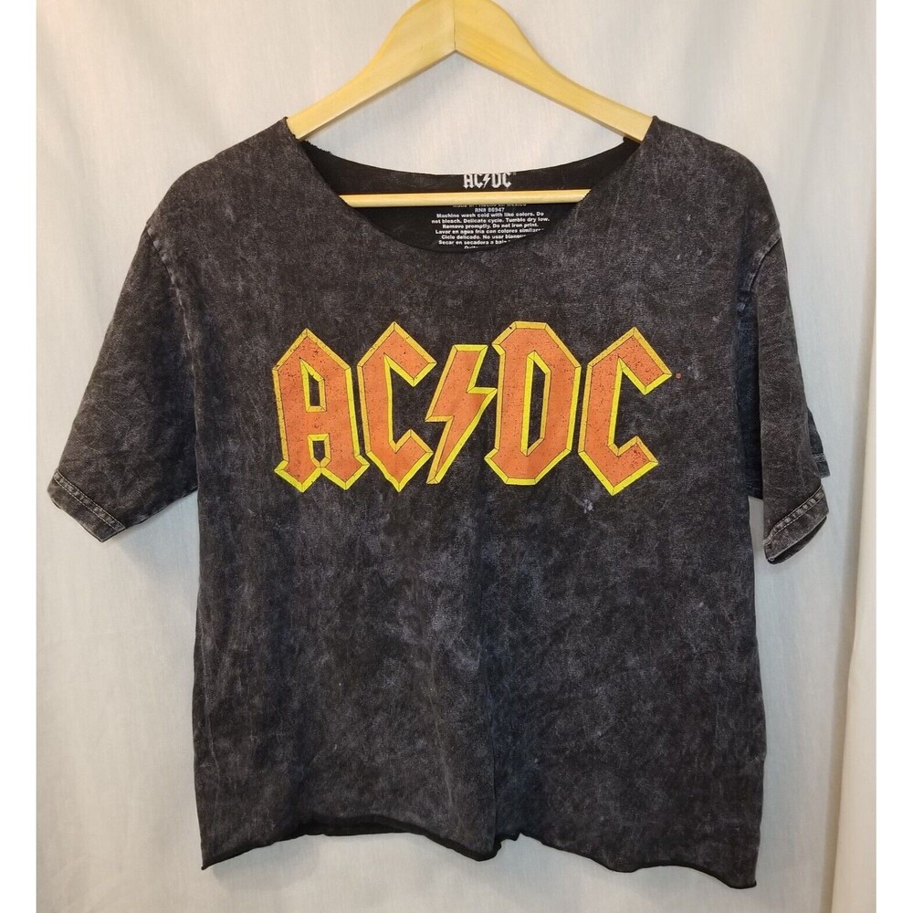 Live Nation Merchandise ACDC Black Women’s Mid Crop T Shirt Size M